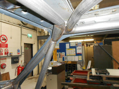 Jaula de seguridad multipunto 25CrM04 BMW E30. Certificada por FIA / MSUK