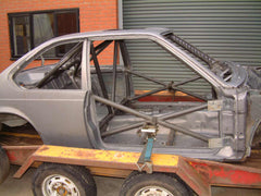 BMW M6 E24 Multipoint T45 roll cage kit