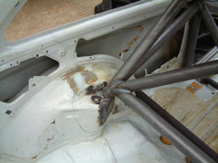 Kit de jaula antivuelco CDS multipunto para VAUXHALL Nova International. Certificado por la FIA.