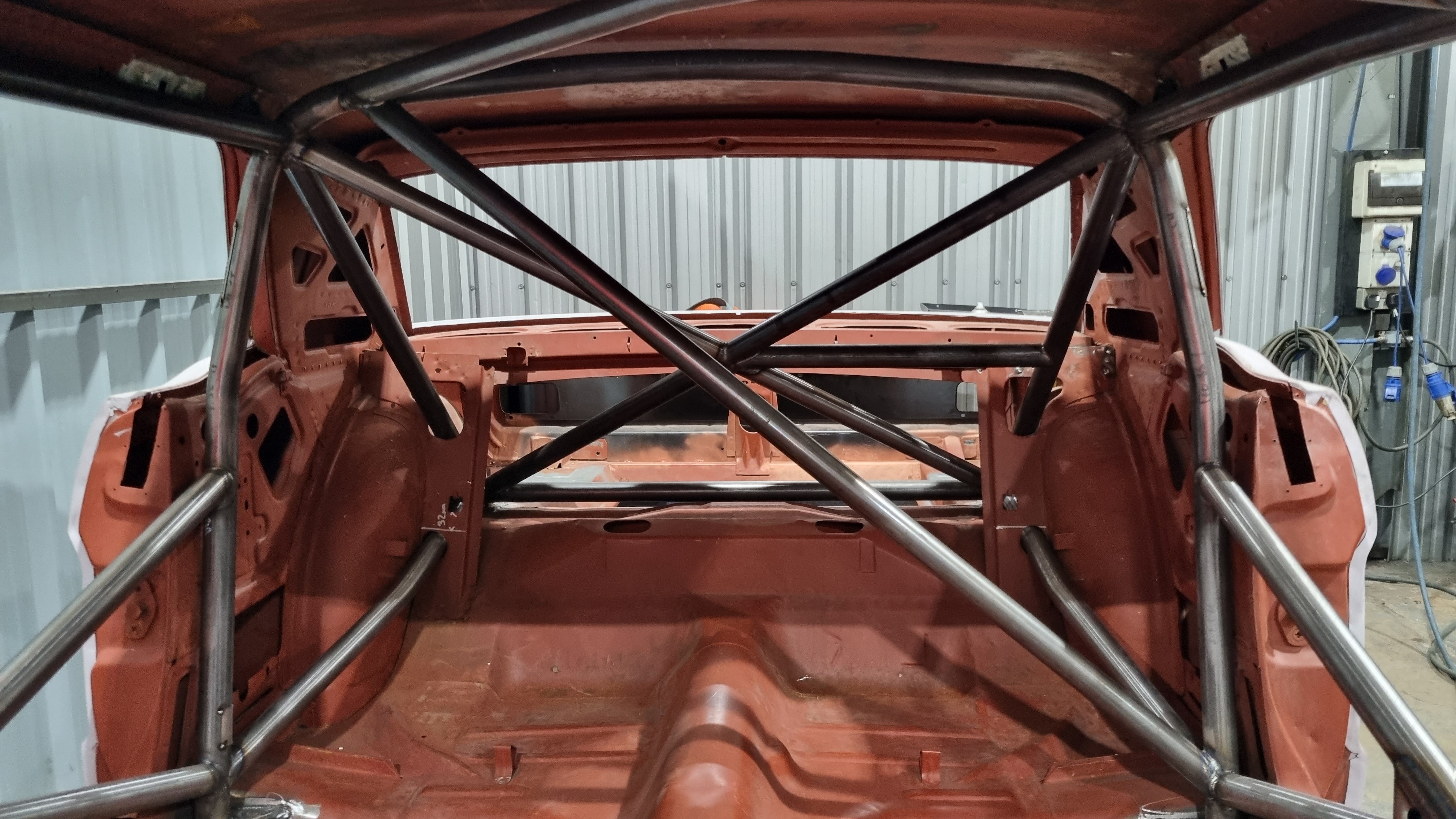 kit de jaula de seguridad FORD Mustang International Historic T45. Certificado por la FIA