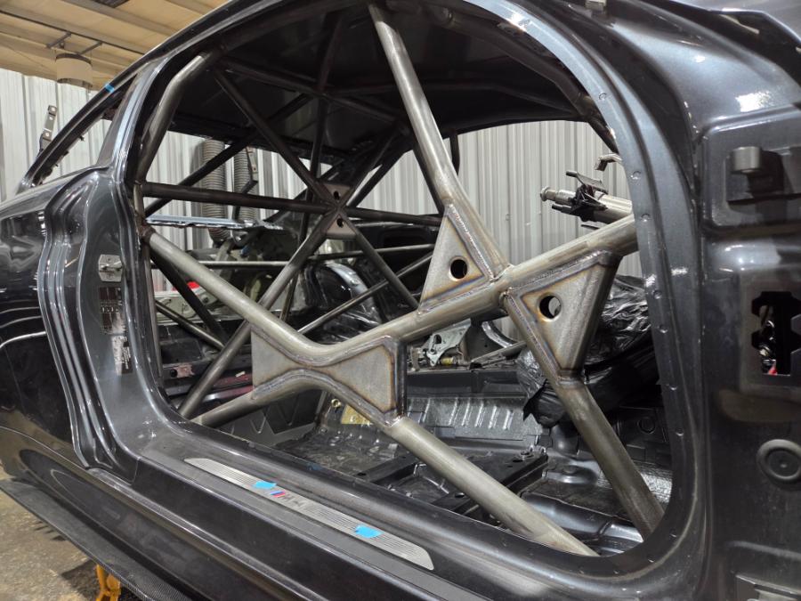 BMW F82 M4 T45 Multipoint Roll Cage Kit 