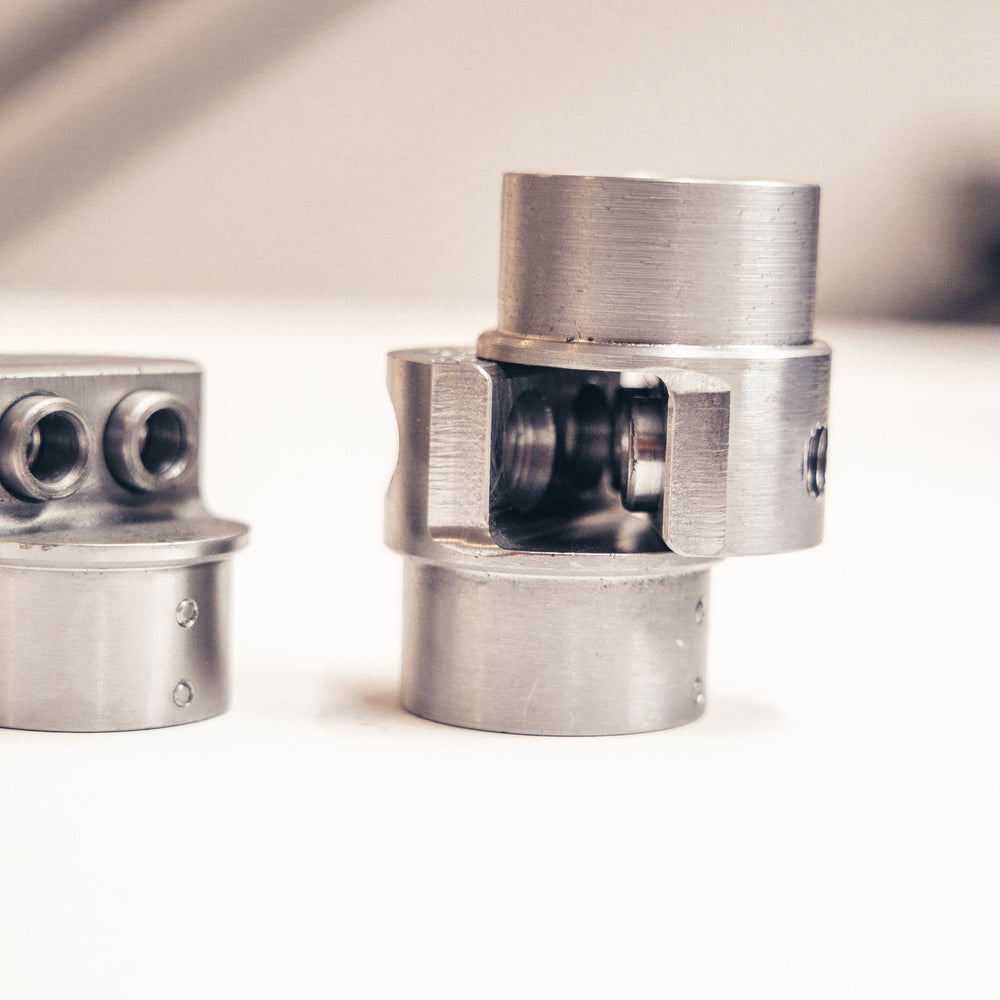 Classic Mini Bolt in CDS roll cage MS UK Compliant 