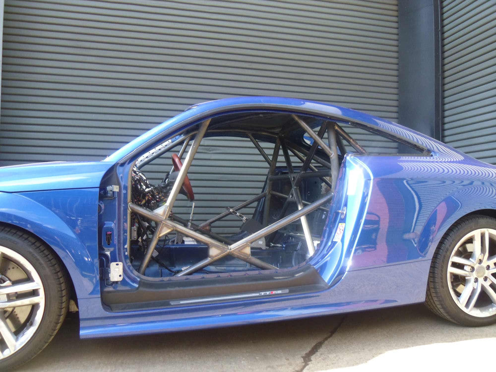 AUDI TT MK2 Multipoint T45 roll cage kit