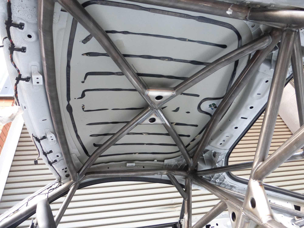 AUDI TT MK3 Multipoint T45 roll cage kit