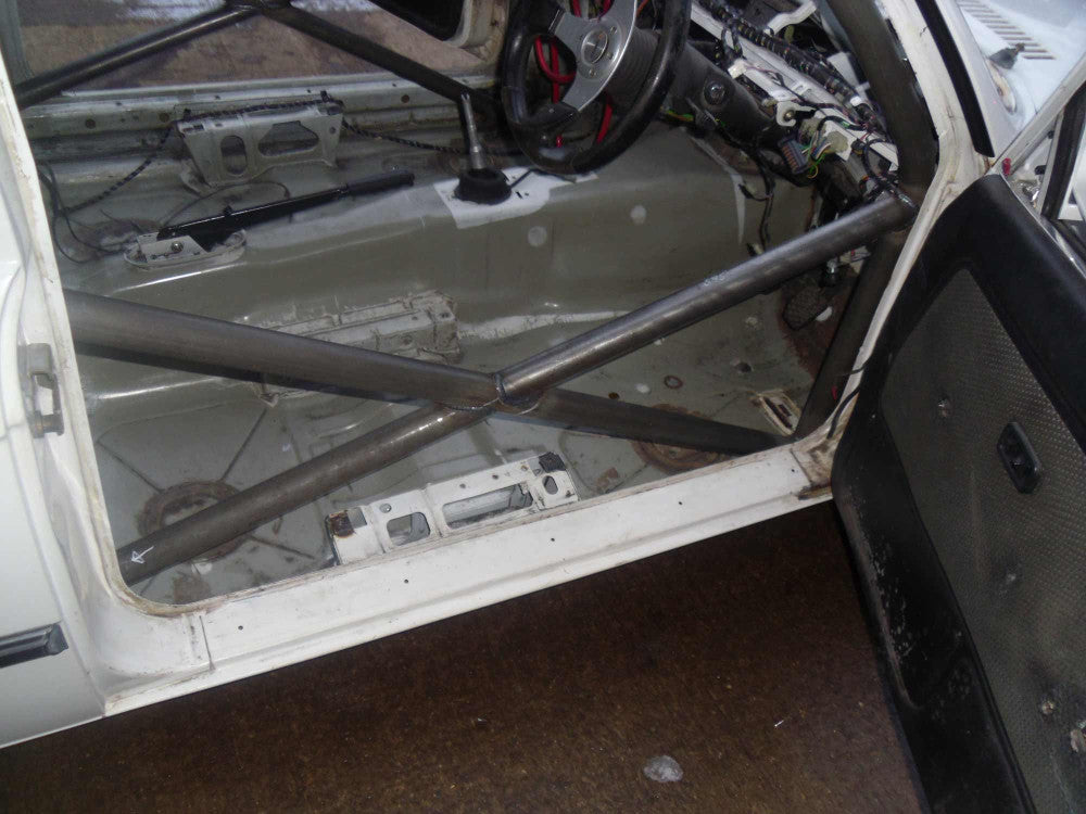 BMW E21 Multipoint T45 roll cage kit