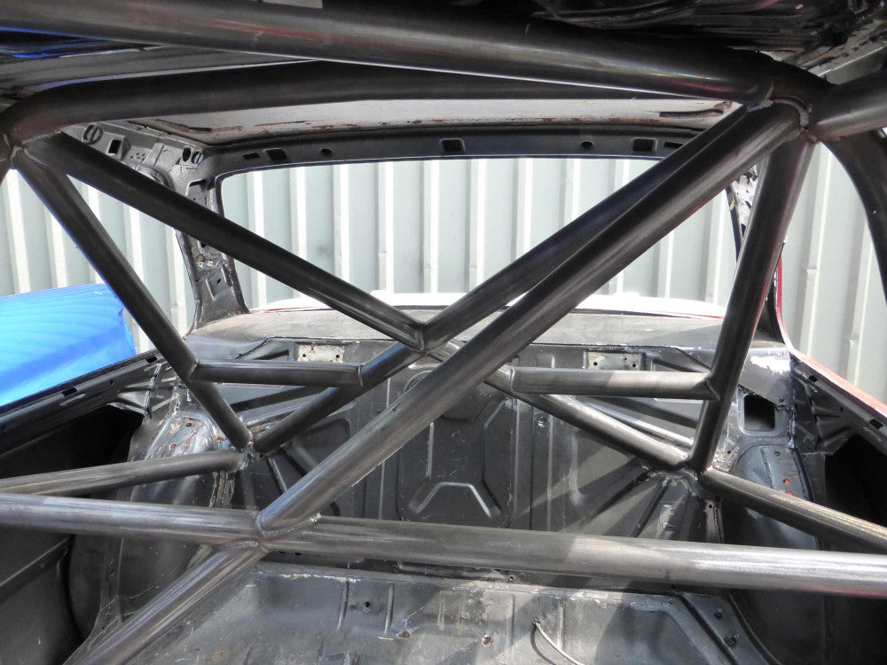 Kit de jaula de seguridad multipunto T45 para BMW E30 + M3. Certificado por FIA / MSUK