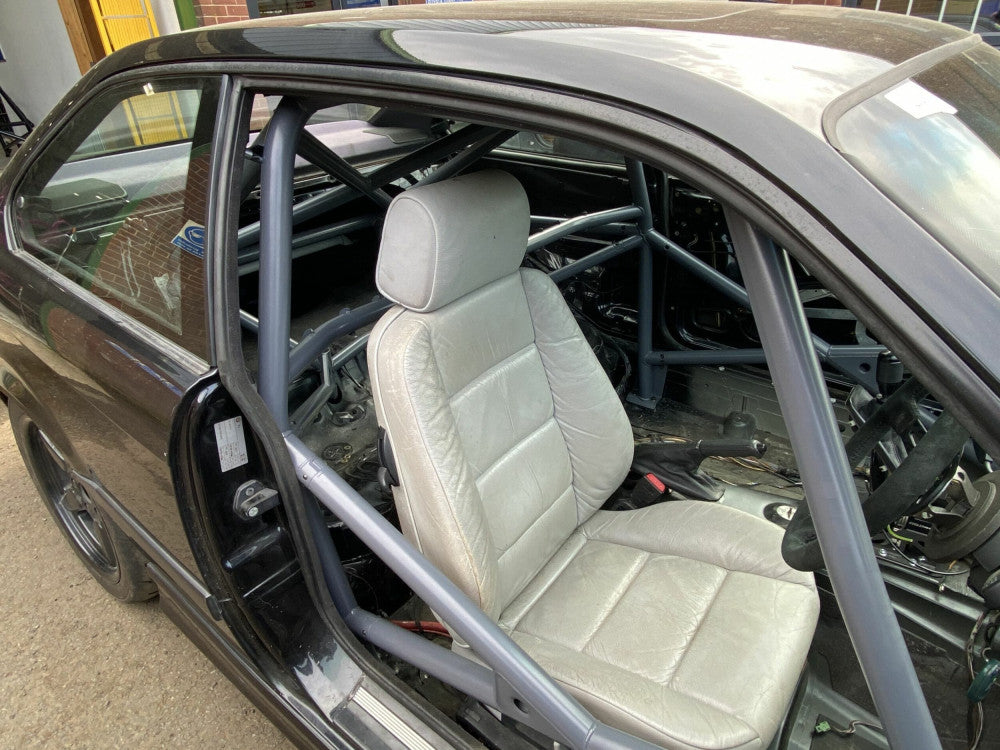 jaula de seguridad T45 atornillada de 2 puertas BMW E36 + M3 conforme a MS del Reino Unido