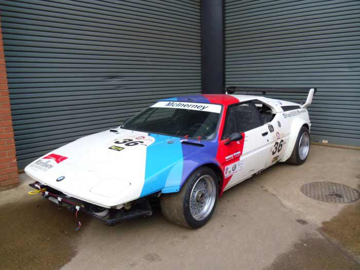 Kit de jaula de seguridad T45 histórica BMW M1. Cumple con el Anexo K de MS UK