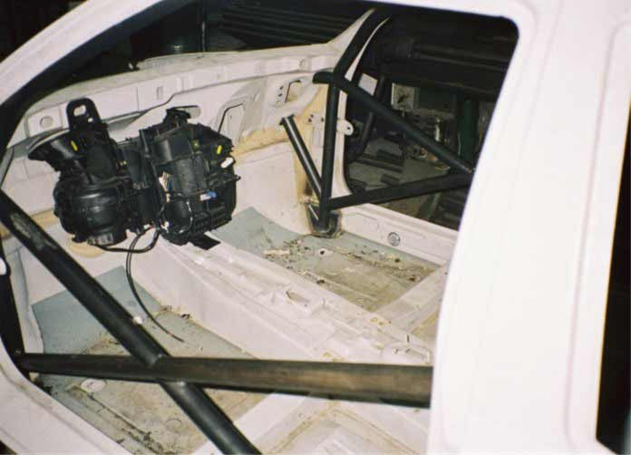 kit de jaula de seguridad multipunto T45 CITROEN ZX Internacional. Certificado por la FIA