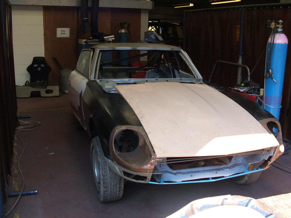 Kit de jaula de seguridad T45 DATSUN 240Z histórico certificado por FIA/MSUK según el Apéndice K