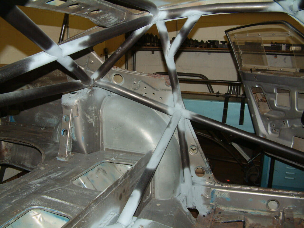 Kit de jaula de seguridad T45 DATSUN 240Z histórico certificado por FIA/MSUK según el Apéndice K