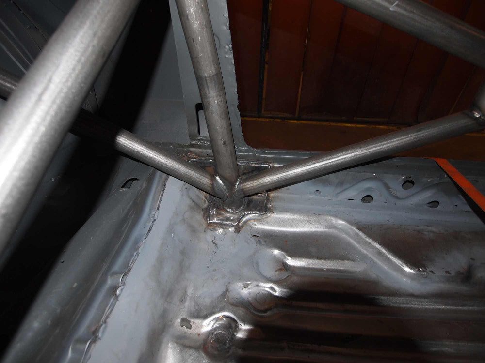 kit de jaula de seguridad histórica CDS para FORD Capri Mk3. Cumple con el Anexo K de MS UK