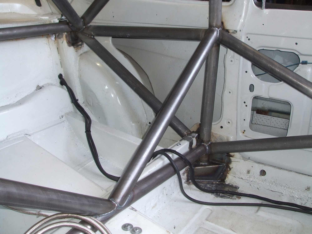 kit de jaula de seguridad multipunto CDS internacional FORD Escort Mk1. Certificado por la FIA