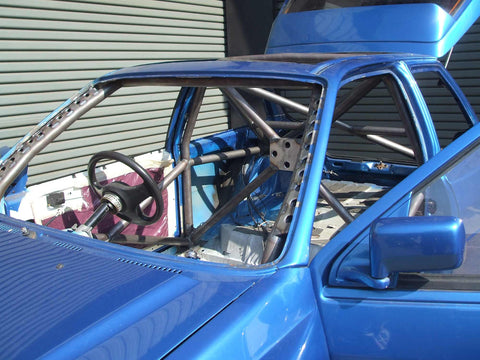 FORD Fiesta Mk3/4 International Multipoint T45 roll cage kit. FIA Certificated 