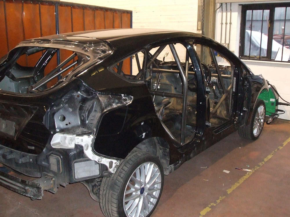 kit de jaula de seguridad Multipoint T45 para FORD Focus 2010> MK3