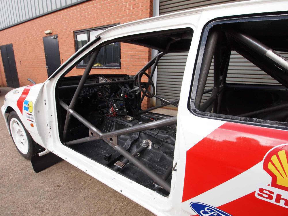 kit de jaula de seguridad Multipoint T45 FORD Sierra Cosworth certificado por la FIA