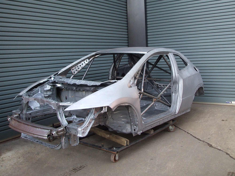 Kit de jaula antivuelco multipunto T45 internacional para Honda Civic Inc. Type R FN2 2007 (Carrera). Certificado por la FIA/MSUK.