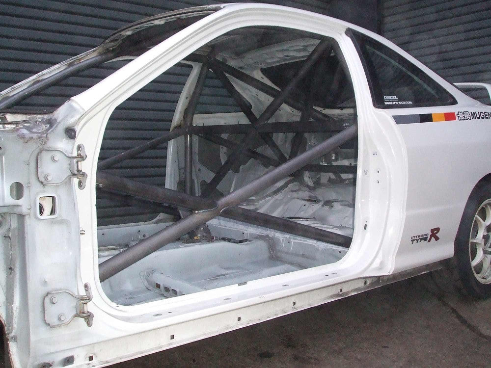 Kit de jaula de seguridad multipunto T45 para HONDA Integra 'R' DC2. Certificado por la FIA