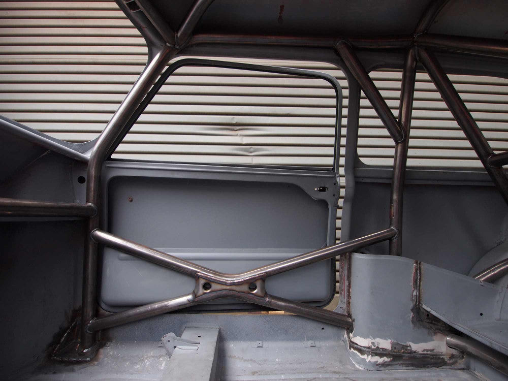 Kit de jaula antivuelco para MINI International Historic T45. Certificado por la FIA/MSUK según el Apéndice K.