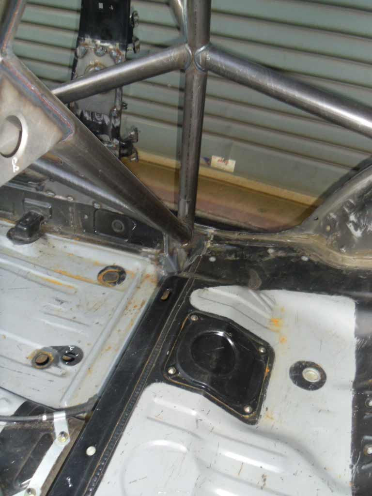 Kit de jaula de seguridad multipunto T45 para MITSUBISHI Lancer EVO 3. Certificado por la FIA