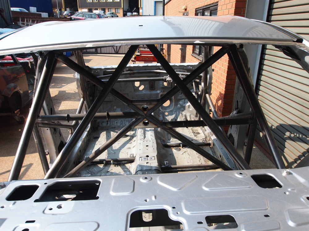 Kit de jaula de seguridad multipunto T45 R4 Internacional MITSUBISHI Lancer EVO X. Certificado por la FIA