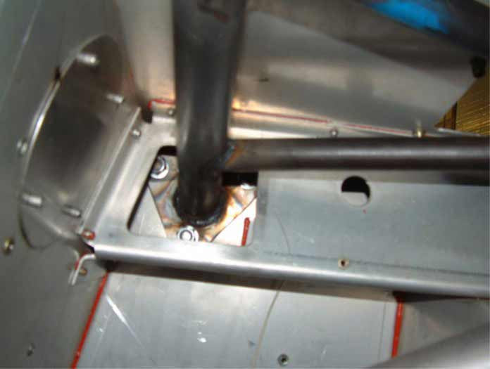 kit de jaula de seguridad multipunto T45 Morgan Aero 8 Internacional. Certificado por la FIA