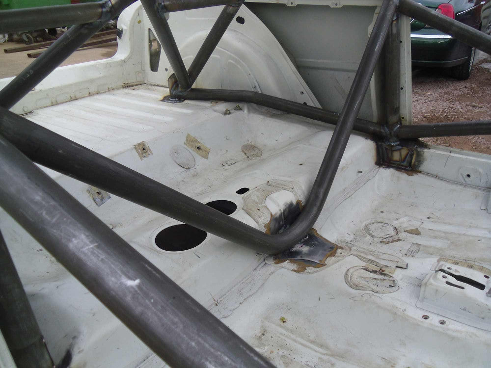 Kit de jaula de seguridad multipunto T45 para PEUGEOT 205. Certificado FIA / MSUK