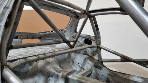 PORSCHE 944 6 point National Spec CDS roll cage kit. MS UK Compliant 