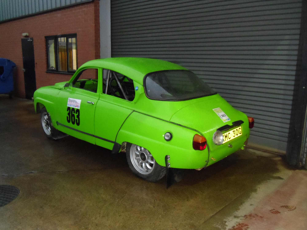 Kit de jaula de seguridad para SAAB 96 Historic CDS. Cumple con MS UK según el Apéndice K