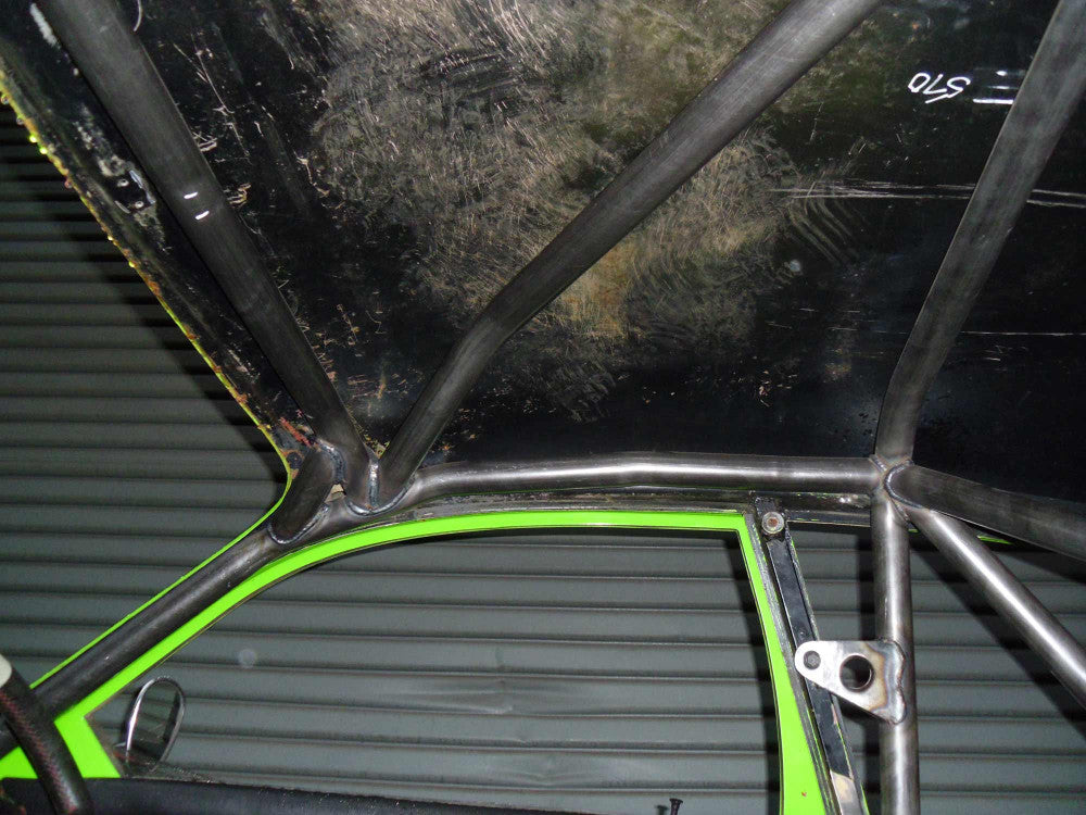 Kit de jaula de seguridad T45 histórico para SAAB 96. Cumple con el Anexo K de MS UK