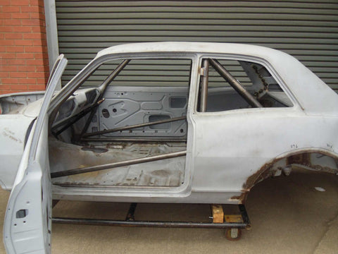 VAUXHALL Viva (HB) Historic T45 roll cage kit. MS UK Compliant to Appendix K 