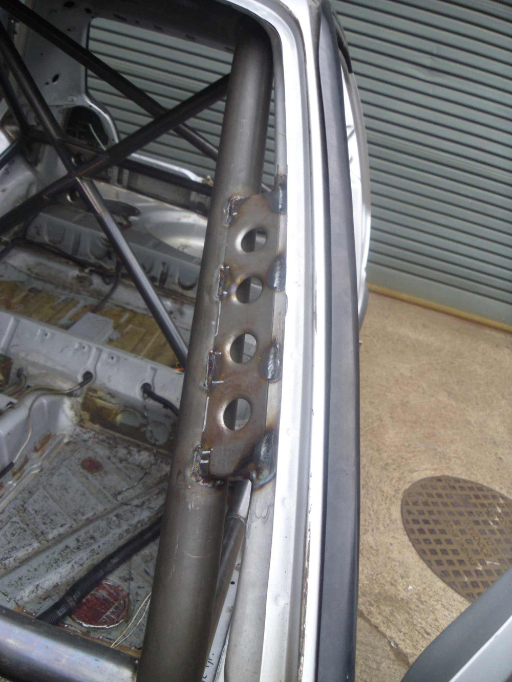 VOLKSWAGEN Golf Mk2 Multipoint T45 roll cage kit FIA Certificated