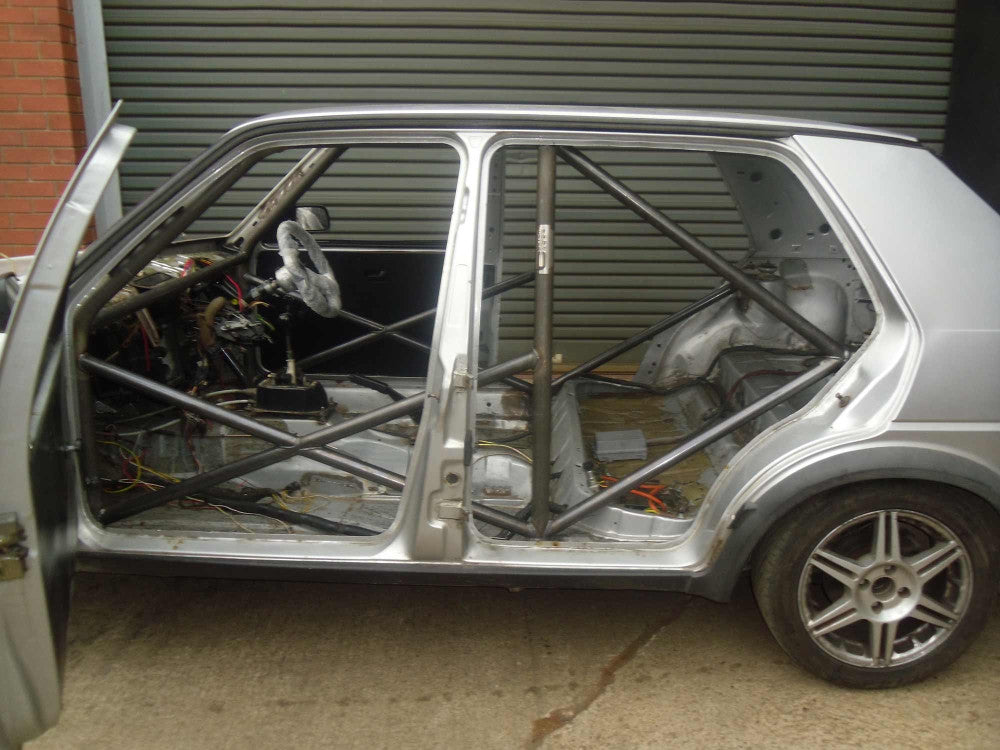 VOLKSWAGEN Golf Mk2 Multipoint T45 roll cage kit FIA Certificated
