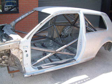 VOLKSWAGEN Golf Mk3 International Multipoint T45 roll cage kit. FIA Certificated 