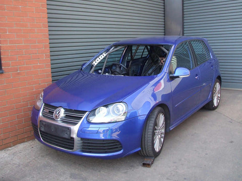 VOLKSWAGEN Golf Mk5 R32 Multipoint T45 roll cage kit 