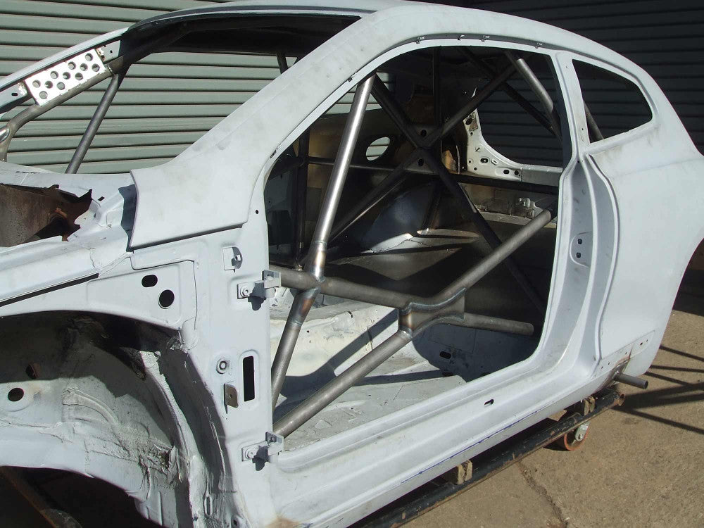 Kit de jaula antivuelco multipunto T45 para Volkswagen Scirocco 08 MK3